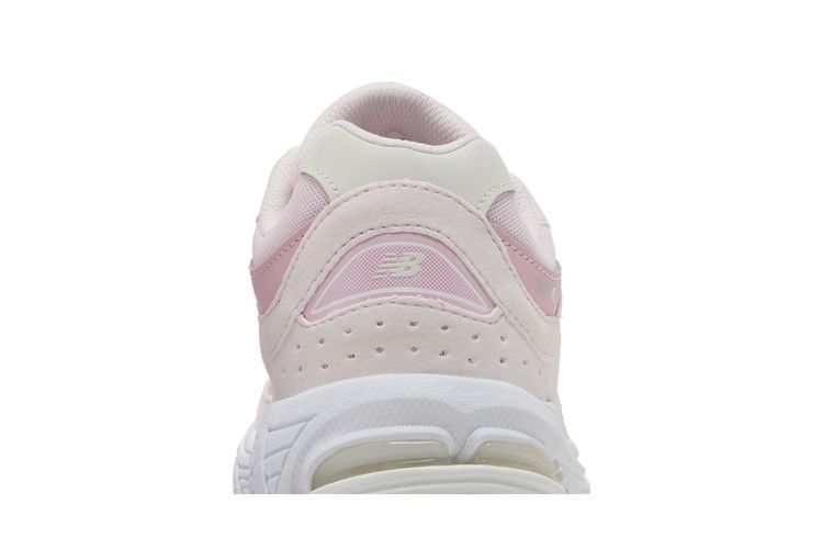 New Balance 2002R Big Kid 'Pink Granite' — Pink Granite/Mid Century Pink