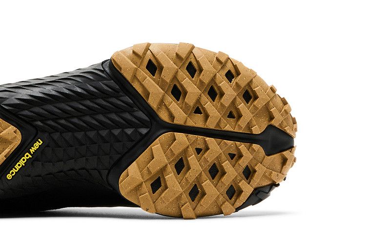 New Balance Wmns Minimus Trail 'Black Great Plains' — Black/Great Plains