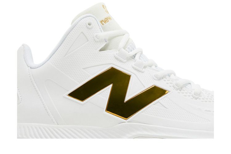New Balance Ohtani 1 TF 'White Metallic Gold' — White/Metallic Gold