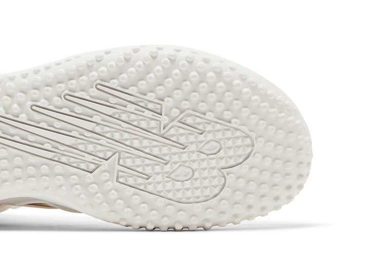 New Balance Ohtani 1 TF 'White Metallic Gold' — White/Metallic Gold