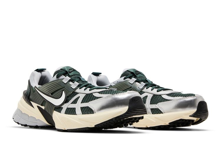 Nike V2K Run 'Vintage Green' — Vintage Green/Mineral Spruce/Wolf Grey/Vintage Green (9)