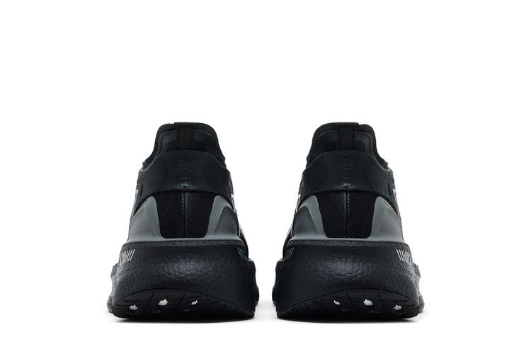 Stella McCartney x adidas Wmns UltraBoost 5 'Black' — Core Black/Crew Orange/Charcoal