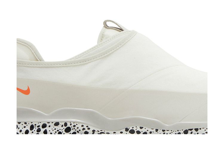 Nike Air VaporMax Moc Roam 'Electric Pack' — Sail/Light Bone/Black/Total Orange