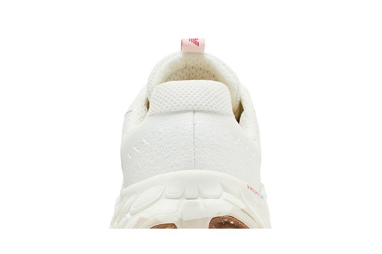 New Balance Fresh Foam X More Trail v3 'White Grey Gum' — White/Grey