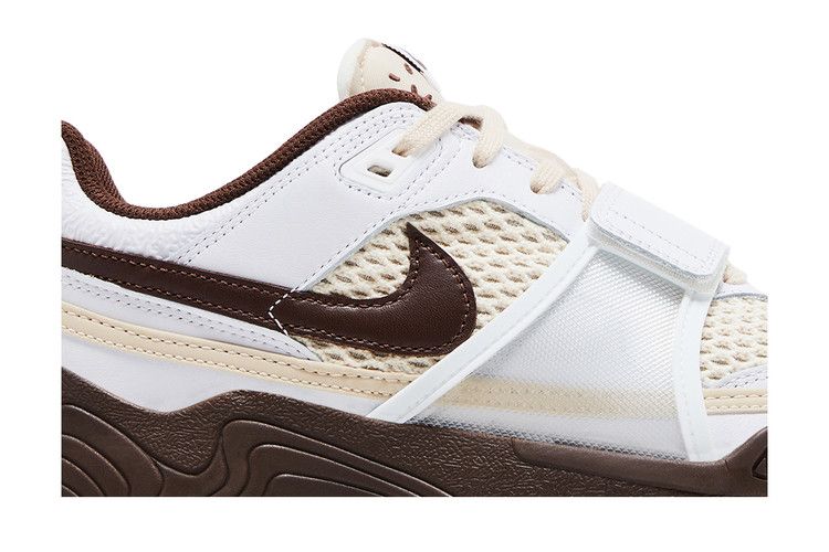 Travis Scott x Nike Zoom Field Jaxx 'Light Chocolate' — White/Light Chocolate/White