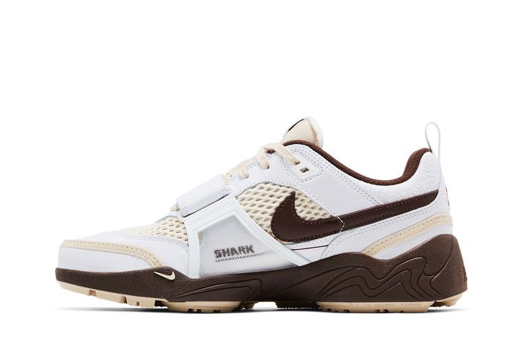 Travis Scott x Nike Zoom Field Jaxx 'Light Chocolate' — White/Light Chocolate/White