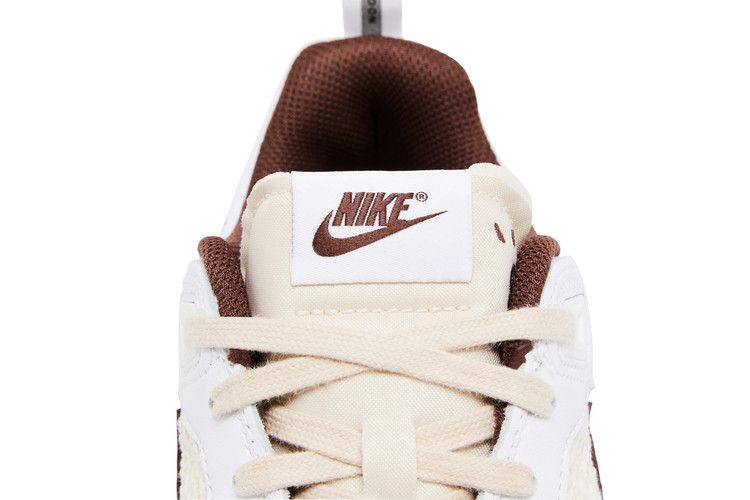Travis Scott x Nike Zoom Field Jaxx 'Light Chocolate' — White/Light Chocolate/White