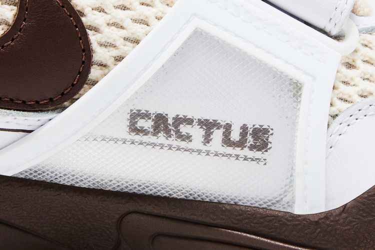 Travis Scott x Nike Zoom Field Jaxx 'Light Chocolate' — White/Light Chocolate/White