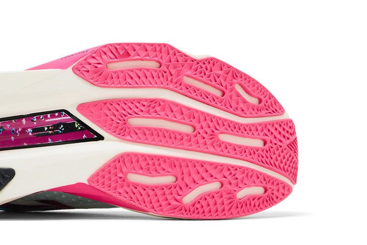 New Balance FuelCell SuperComp Elite v4 'TCS NYC Marathon' — Cyber Jade/White/Hi-Pink