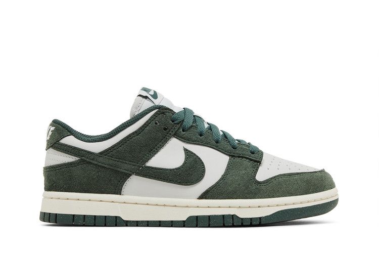 Nike Wmns Dunk Low Next Nature 'Vintage Green' — Photon Dust/Vintage Green/Sail/White (2)