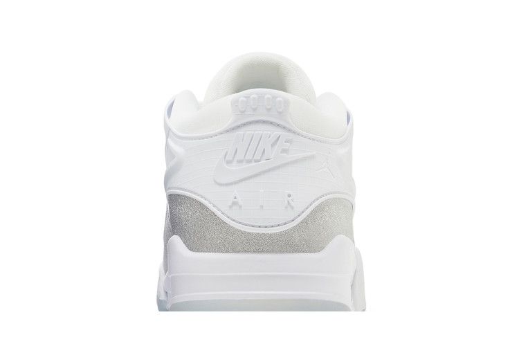 Wmns Air Jordan 4 RM 'White Silver Glitter' — White/Metallic Silver