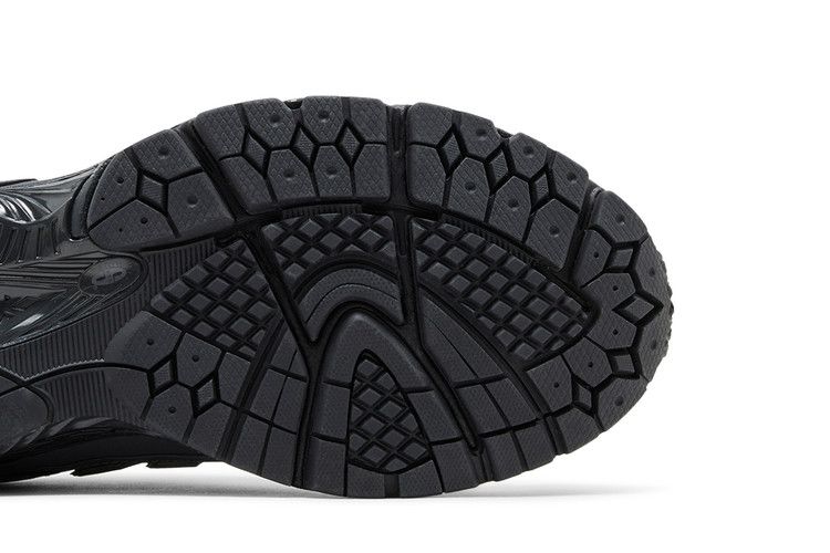 New Balance 1906R 'Black Phantom' — Black/Phantom