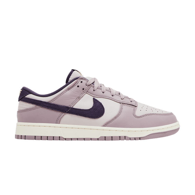 Nike Dunk Low SE 'Light Violet Ore' — Light Violet Ore/Platinum Violet/Team Gold/Dark Raisin