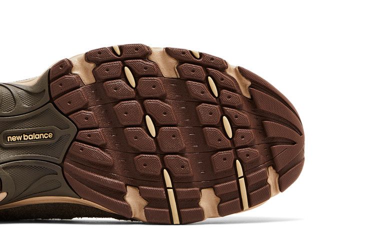 New Balance 530 'Dark Mushroom Incense' — Dark Mushroom/Incense/Linen