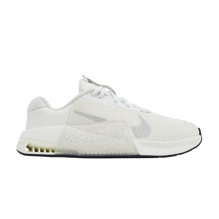 Nike Wmns Metcon 9 Premium 'Summit White Metallic Silver' — Summit White/Sail/Black/Metallic Silver