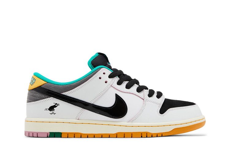 Men's CSEF x Nike Dunk Low SB 'White Clear Emerald' — Summit White/Black/White/Iron Grey/Clear Emerald/Bucktan (2)