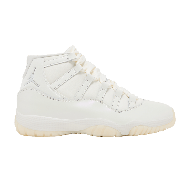 Wmns Air Jordan 11 Retro 'Pearl / Grand Finale' — Sail/Pearl Grey/White/Metallic Silver