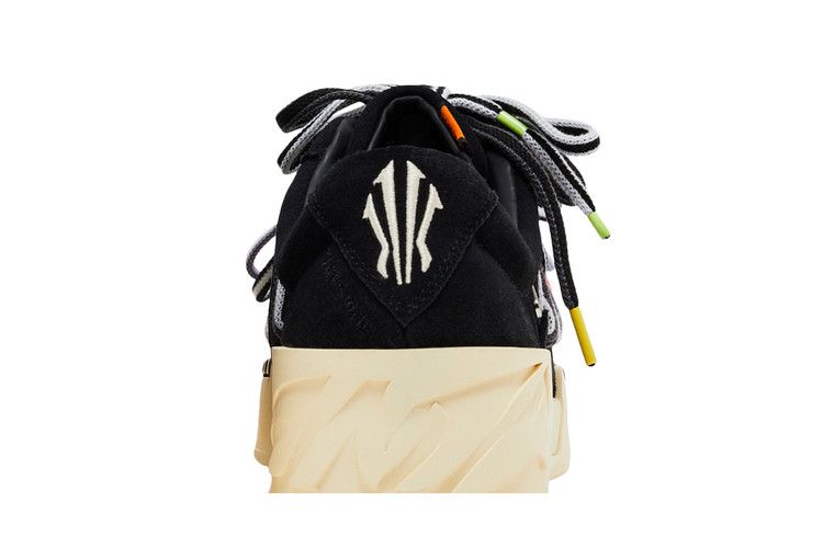 Anta Kai Hélà Style 'Roots Pack - Black' — Black