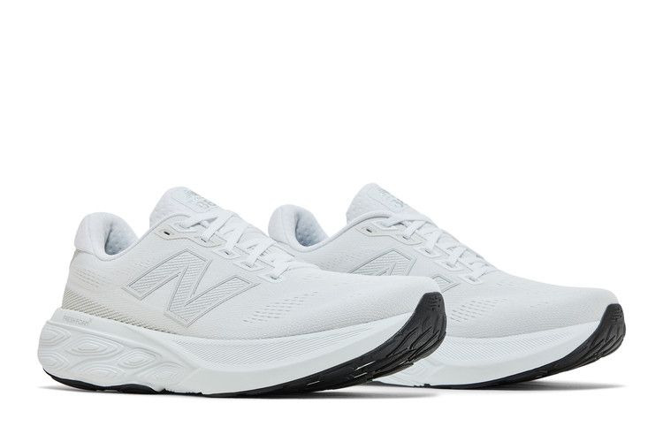 New Balance Wmns Fresh Foam X 880v15 'White Sea Salt' — White/Sea Salt/Black