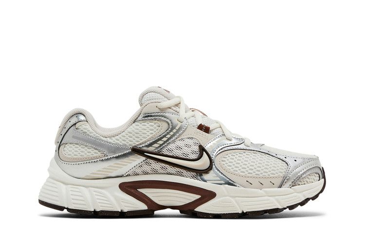 Nike Wmns V5 RNR 'Sail Fauna Brown' — Sail/Fauna Brown/Phantom/Light Orewood Brown (2)