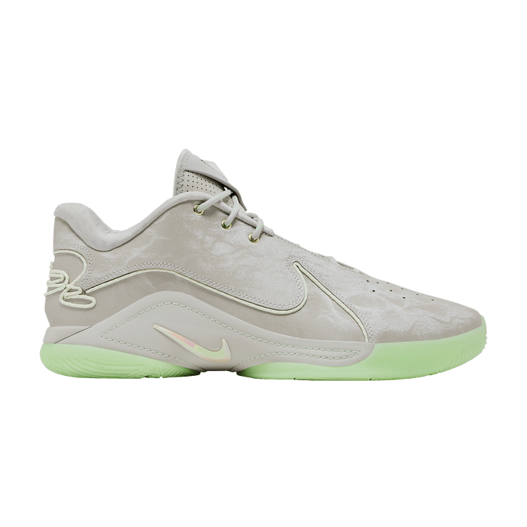 Nike LeBron 22 'Dunkman' — Light Bone/Soft Pearl/Vapor Green