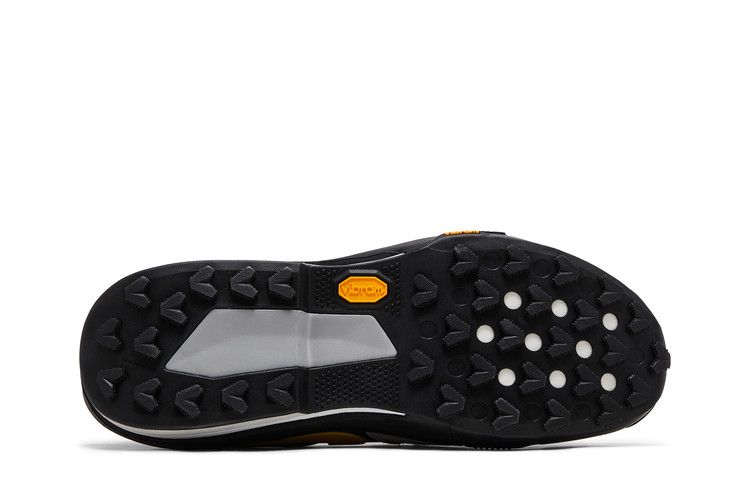 sacai x Nike Zegamadome 'Matte Silver Tour Yellow' — Matte Silver/Tour Yellow/Black