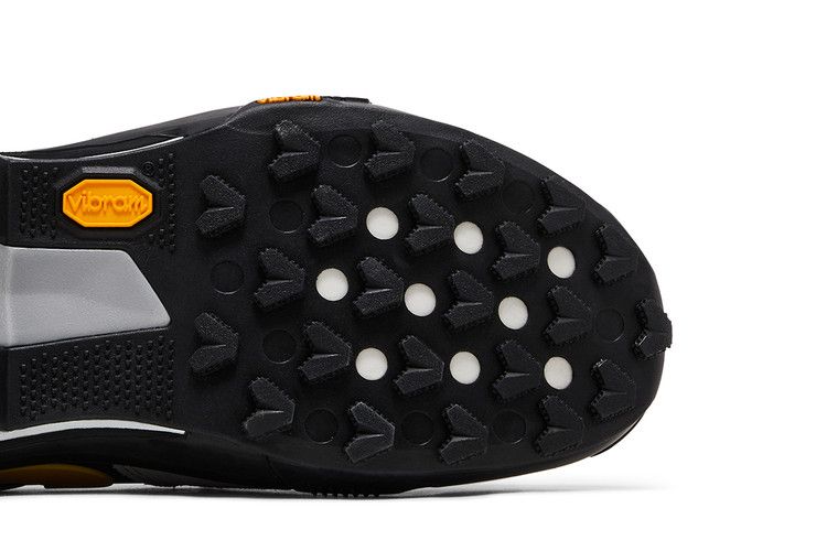 sacai x Nike Zegamadome 'Matte Silver Tour Yellow' — Matte Silver/Tour Yellow/Black