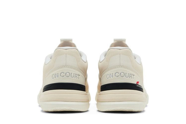 ON The Roger Advantage Pro 'Cream Black' — Cream/Black