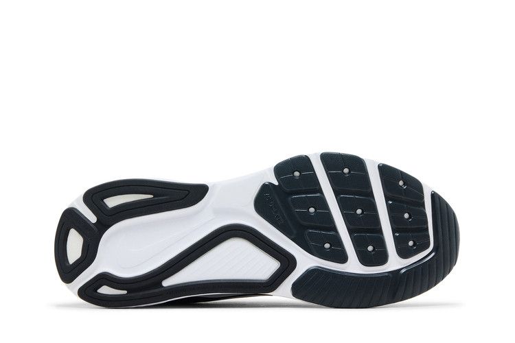 Nike Structure 26 'Black White' — Black/White/Wolf Grey/Metallic Silver (5)