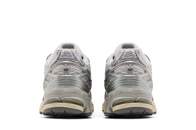 New Balance 1906R 'White Silver Distressed' — White/Silver