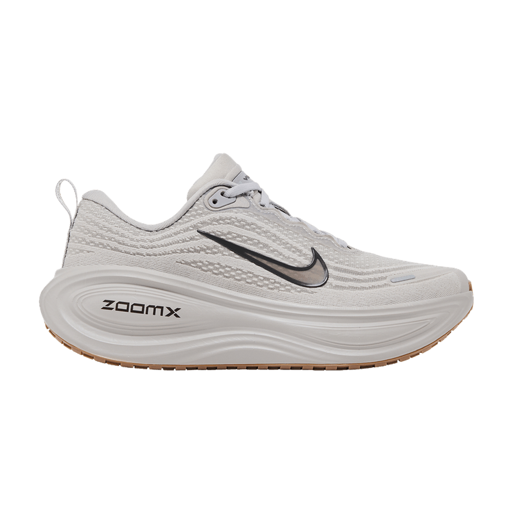 Nike Vomero Plus 'College Grey Gum Medium Brown' — College Grey/Light Iron Ore/Gum Medium Brown/Medium Ash