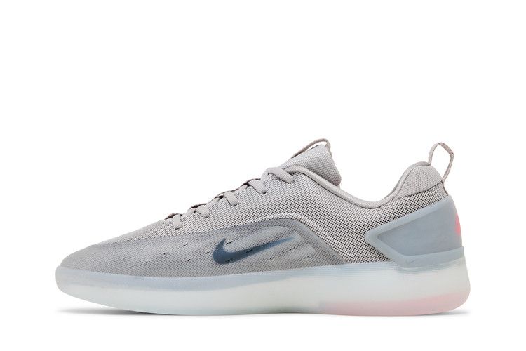 Nike Zoom Nyjah 4 SB 'College Grey' — College Grey/Light Silver/Bright Crimson/Mink Brown
