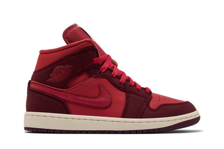 WMNS Air Jordan 1 Mid SE 'Valentine's Day' — Team Red/Sierra Red/Pueblo Red