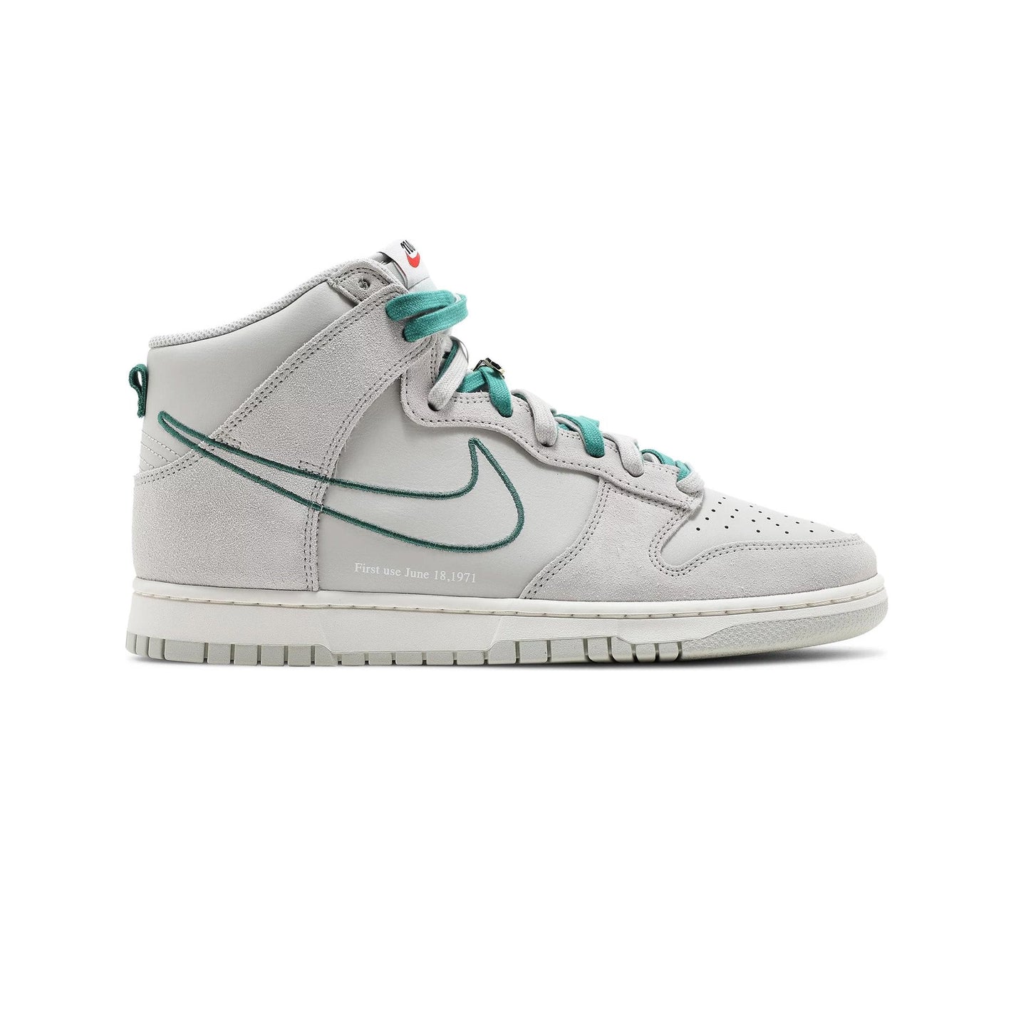 Nike Dunk High 'First Use Sail' (2021)