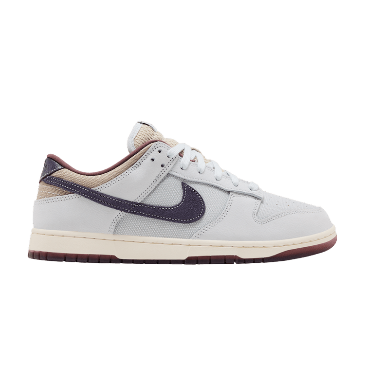 Nike Dunk Low Retro SE 'Off White Spruce' — Off White/Spruce Aura/Moon Particle/Dark Raisin