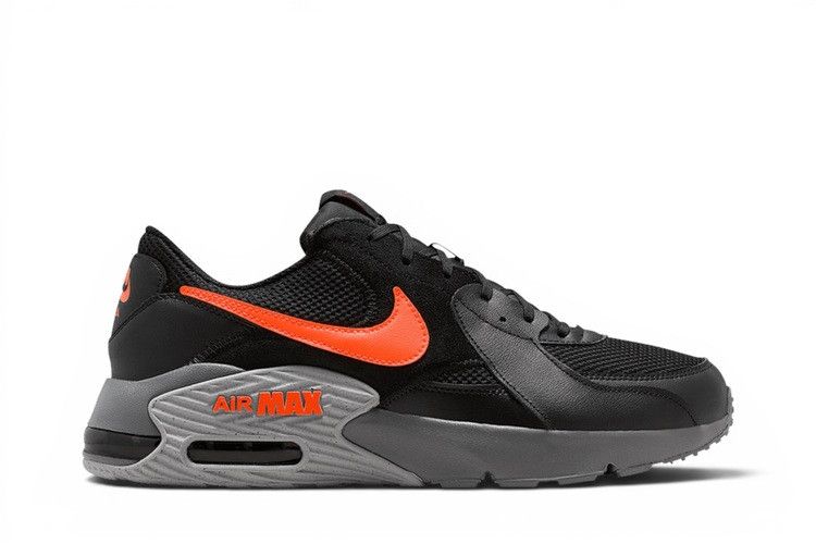 Nike Air Max Excee 'Black Smoke Grey Hyper Crimson' — Black/Smoke Grey/Light Smoke Grey/Hyper Crimson (2)