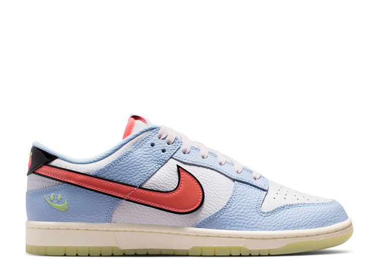 Nike Dunk Low Patent Leather 'Smiley Face' — White/Flash Crimson/Hydrogen Blue (2)