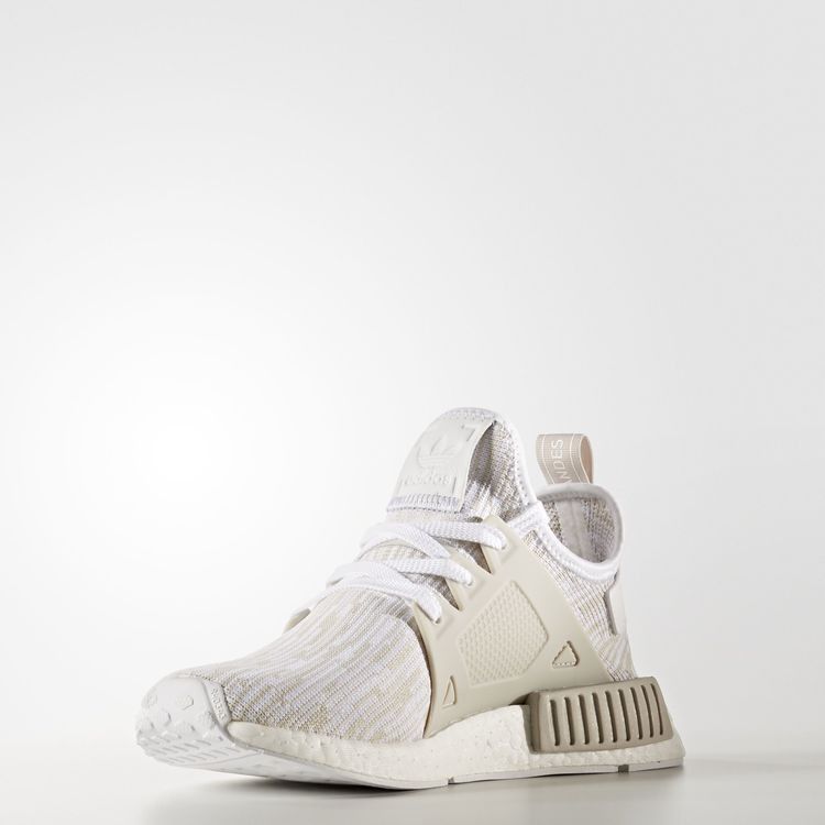 Adidas Wmns NMD_XR1 Primeknit 'Pearl Grey' — Footwear White/Pearl Grey