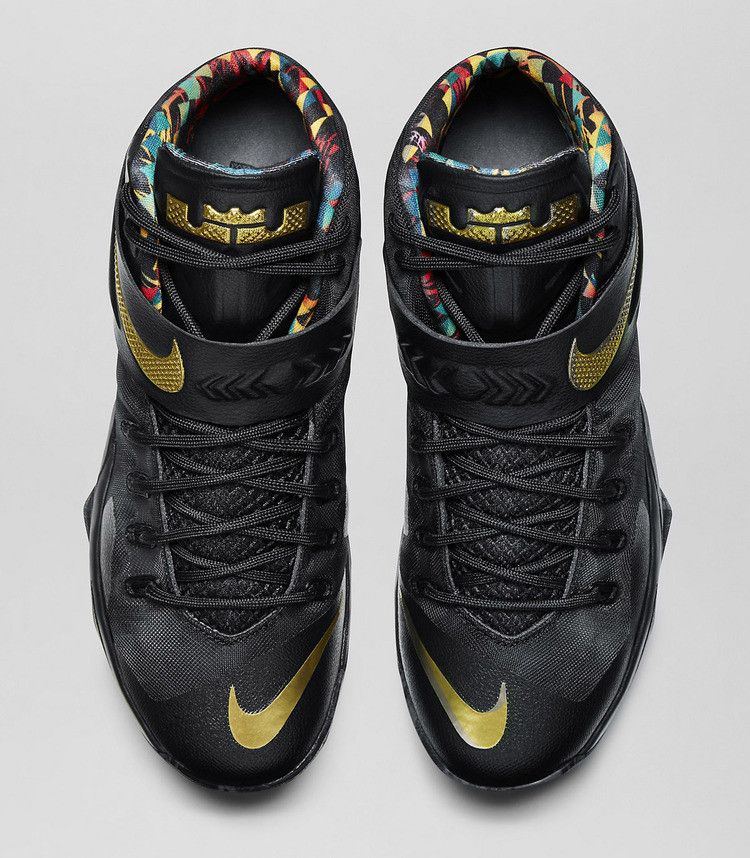 Nike Zoom Soldier 8 Premium 'Watch the Throne' — Black/Metallic Gold