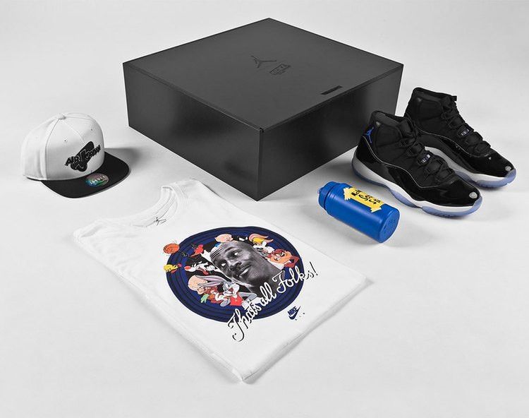 Air Jordan 11 Retro 'Space Jam' 2016 - Kickz Special Box — Black/Concord-White