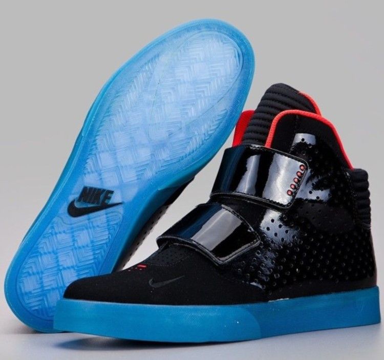 Nike Flystepper 2K3 'Blinks' — Black/Laser Crimson