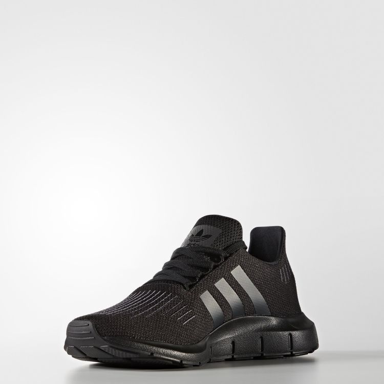 Adidas Swift Run 'Triple Black' — Core Black/Utility Black