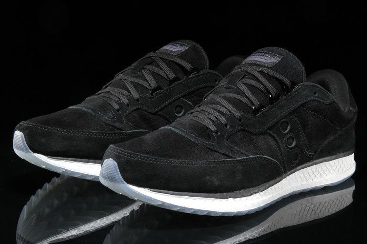 Saucony Freedom Runner 'Suede' — Black
