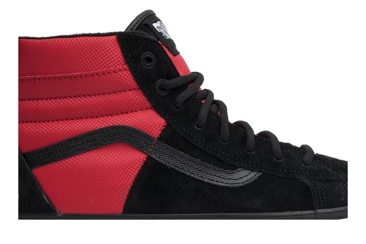 The North Face x Vans Sk8-Hi 46 MTE DX 'Red' — Black/Red