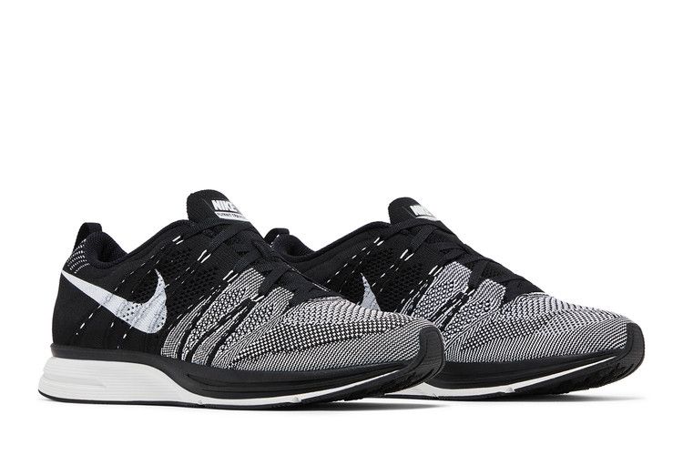 Nike Flyknit Trainer+ 'Black White' — Black/White