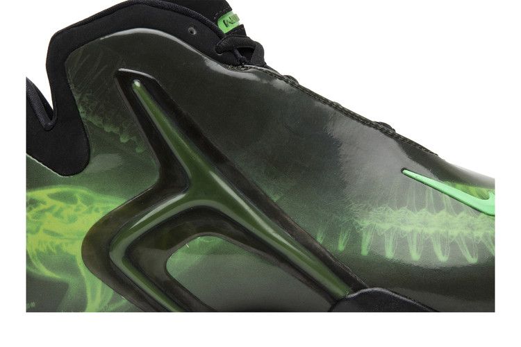 Nike Zoom Hyperflight Prm 'Kobe Superhero Pack' — Black/Poison Green