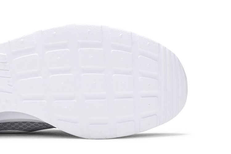 Nike Tanjun 'Wolf Grey' — Wolf Grey/White