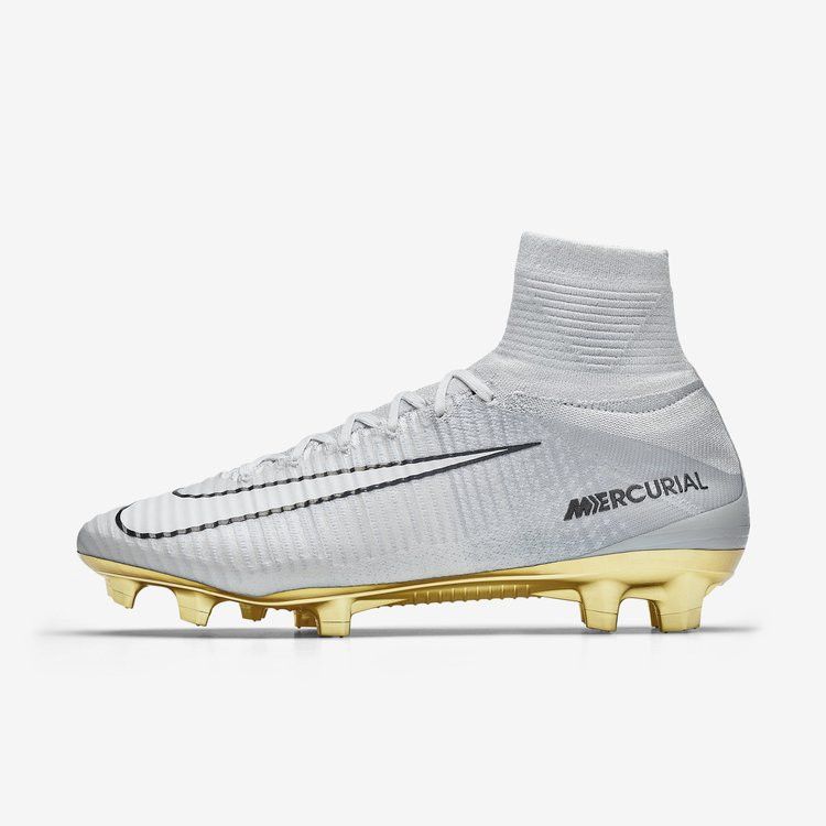 Nike Mercurial Superfly V CR7 SE FG 'Vitorias' — White/Gold