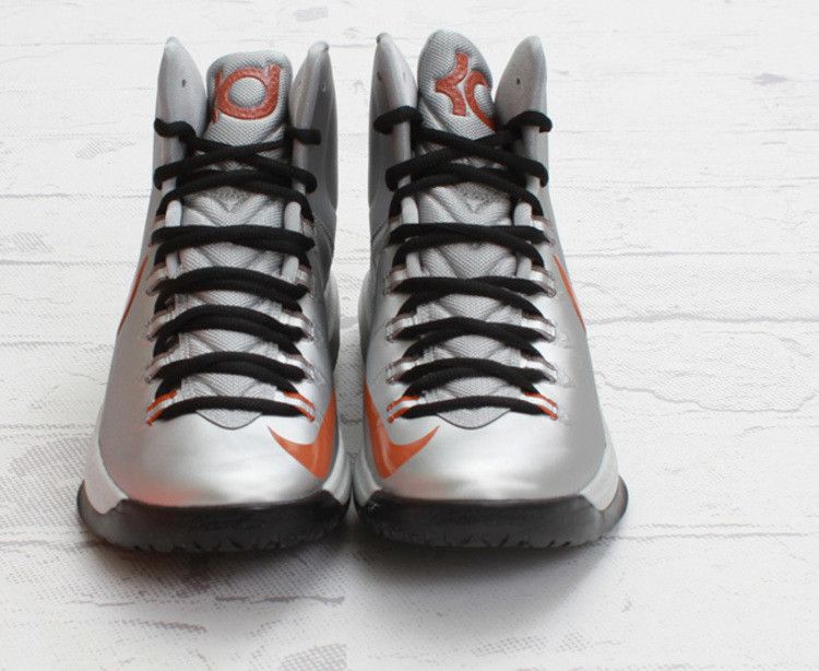 Nike KD 5 'Texas' — Mtllc Slvr/Dsrt Orng-Sprt Gry (3)