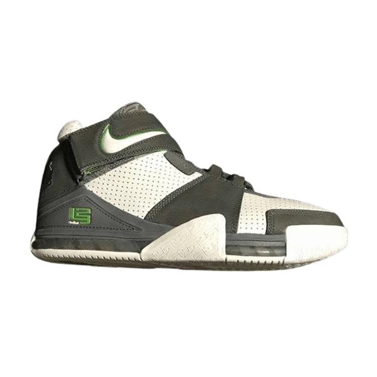 Nike Zoom LeBron 2 'Dunkman' Sample — Dunkman